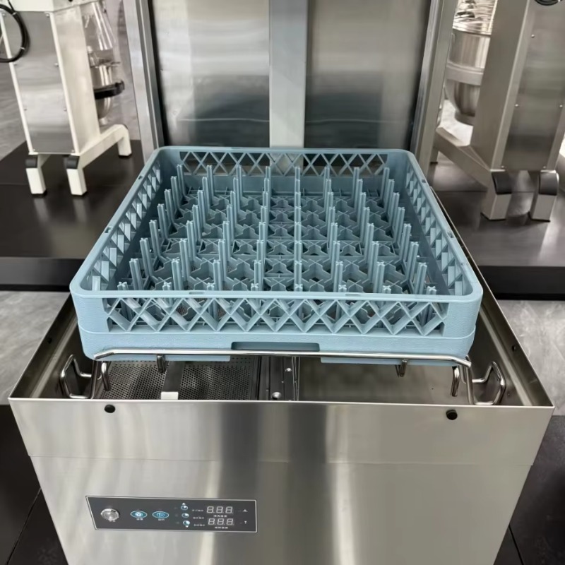 Commercial Kitchen Dishwasher - غسالة أطباق تجارية أوتوماتيكية من الفولاذ