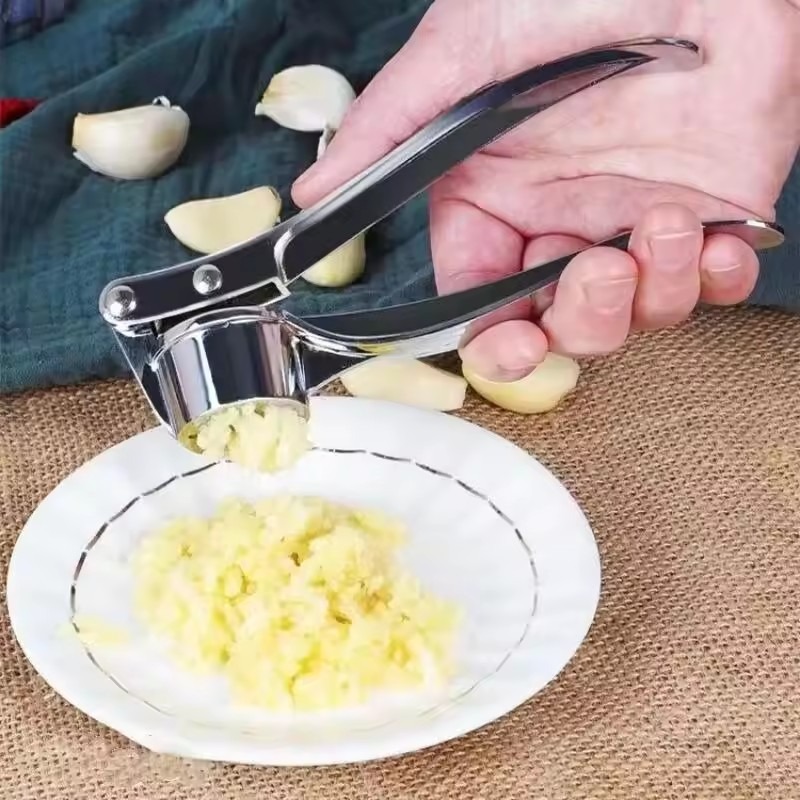 مجموعة مكبس الثوم المحمولة من  - مراجعة Commercial Kitchen Cleaning وسعره
